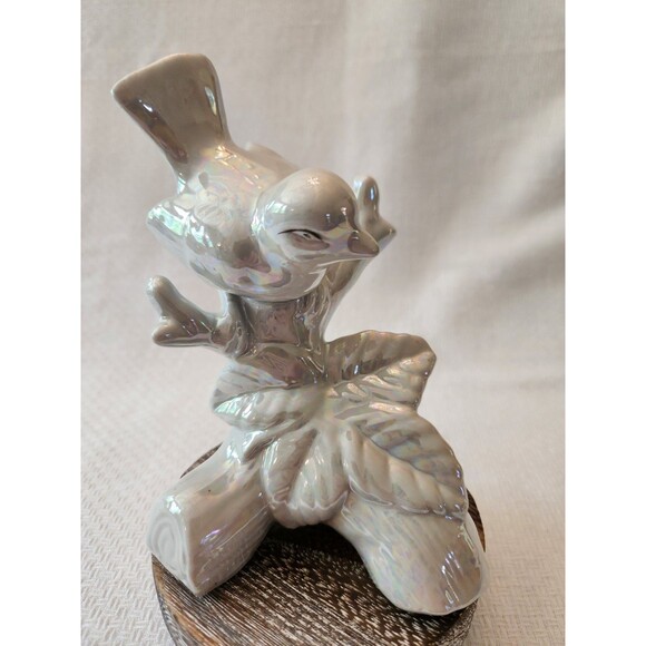 White Iridescent Bird Figurine Vintage Bird Figurine with Wooden Riser 6" - Picture 4 of 9